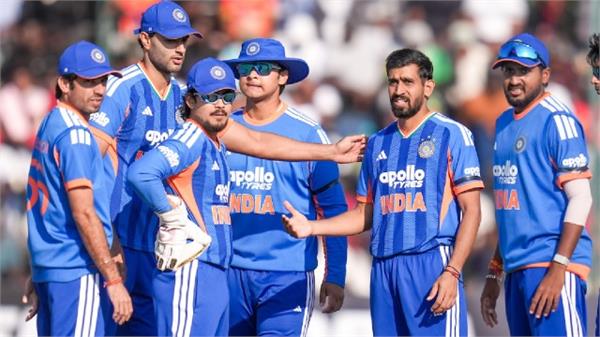 india regains top spot in icc t20 international rankings
