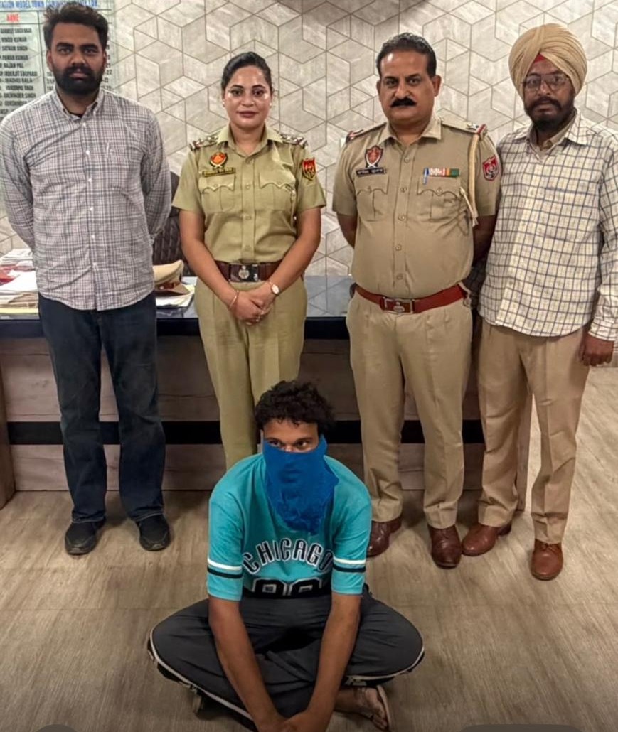 ਗੱਡੀਆਂ ਦੀ ਲੁੱਟ-ਖੋਹ ਦੇ ਮਾਮਲੇ ''ਚ ਲੋੜੀਂਦਾ ਭਗੌੜਾ ਮੁਲਜ਼ਮ ਕਾਬੂ