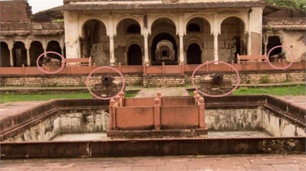 questions raised on the security of the fort