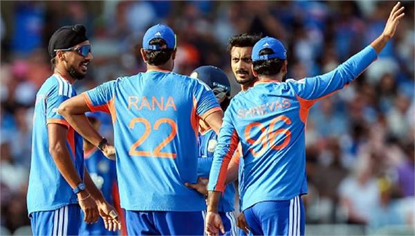 this star bowler is out of the odi series
