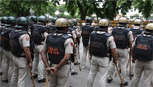 jantar mantar protests delhi police crackdown on fake videos