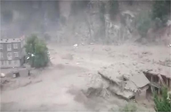 flash floods cause widespread destruction in afghanistan
