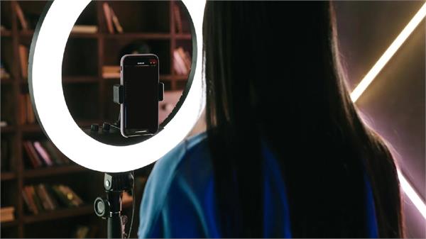 attacks on social media influencers
