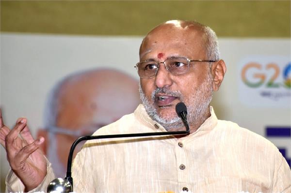 vice president to arrive at pu on september 4