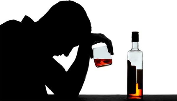 61 people ill after drinking poisonous alcohol in gujarat