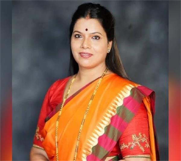 mayor ritu tawde government vehicle  office  email