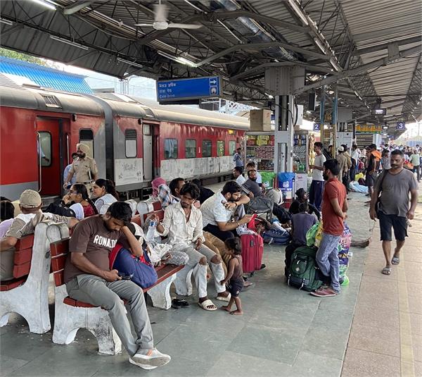 amritsar express 6  jansewa express 1