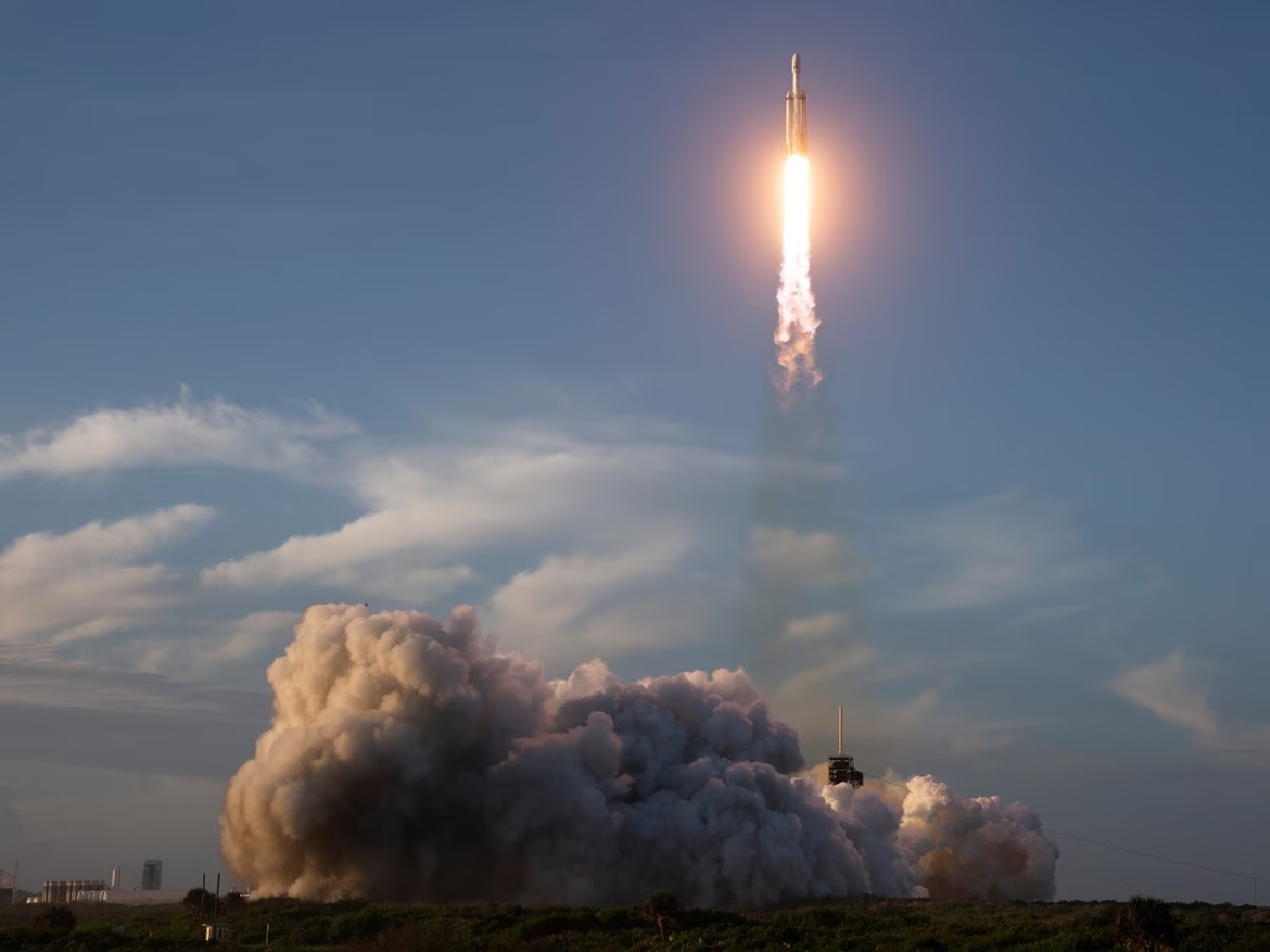 NASA ਦੀ ''ਦੂਸਰੀ ਦੁਨੀਆ'' ''ਤੇ ਨਜ਼ਰ, 16 ਲੱਖ KM ਦੂਰ ਭੇਜਿਆ ਟੈਲੀਸਕੋਪ, ਖੁੱਲ੍ਹੇਗਾ ਬ੍ਰਹਿਮੰਡ ਦਾ ਸਭ ਤੋਂ ਵੱਡਾ ਰਾਜ਼