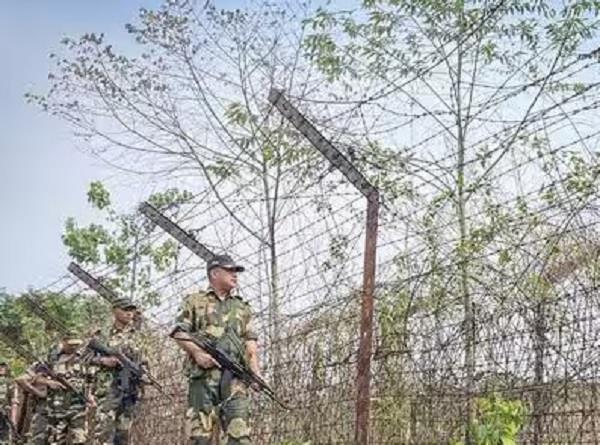 nepal bangladesh  agent  stf  arrested