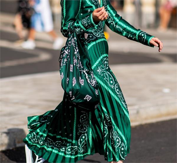 women  dresses  matching handbags