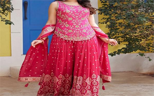 heavy zari work  indian outfits  royal look