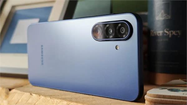 samsung galaxy a series budget friendly phone to be launched