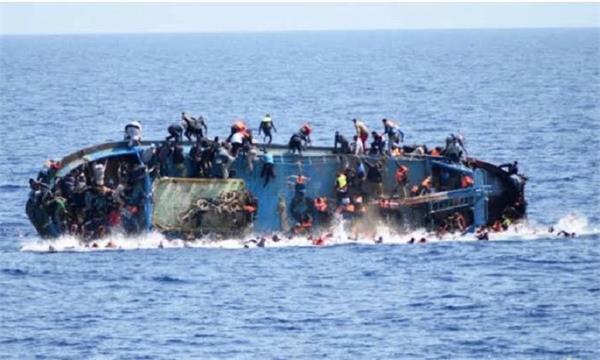 migrant boat capsizes