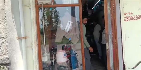 thieves target 4 shops in one night