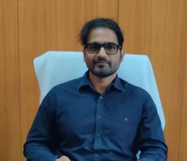 ed summons ias officer gyanendra kumar