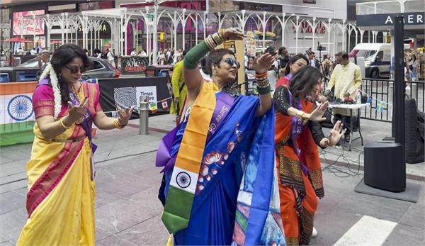 diversity of sarees at times square