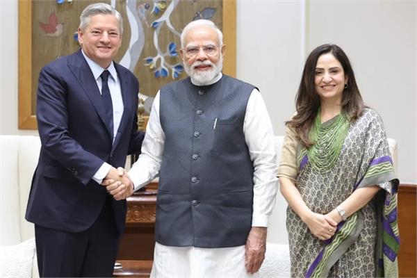 netflix senior executive sarandos meets pm modi