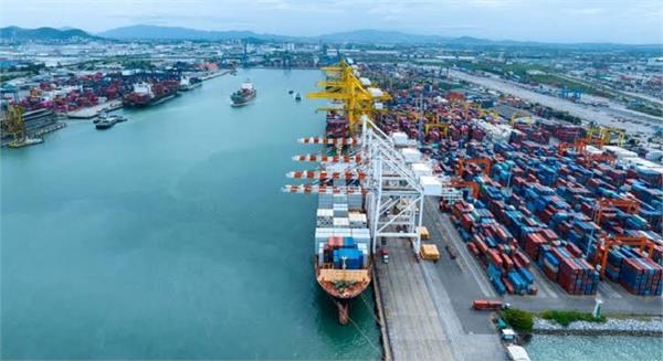 china  s strong digital grip on africa  s maritime network