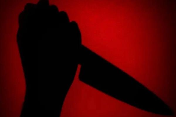 vendor attacked with knife for asking for money for vegetables