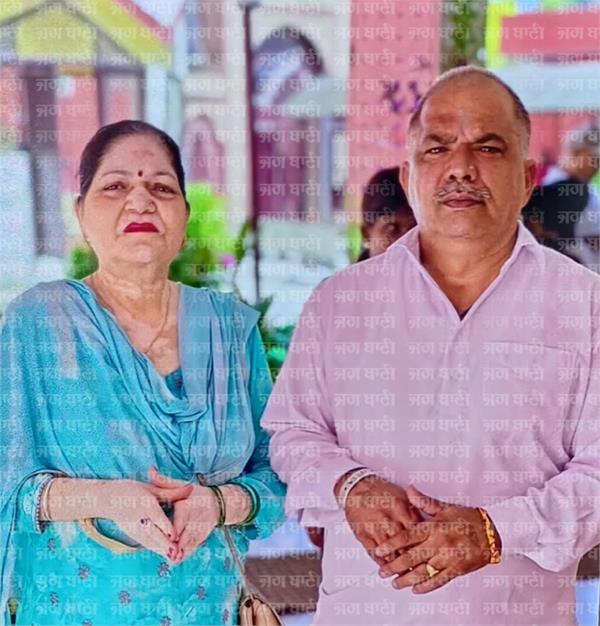 husband and wife  gurdwara sahib