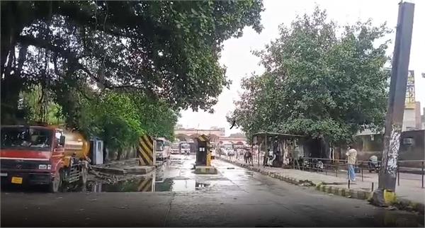 markets and bus services affected in amritsar