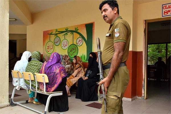 deadly protests overshadow pakistan s elections in kashmir