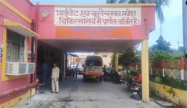 gorakhpur  college  4 students  injured