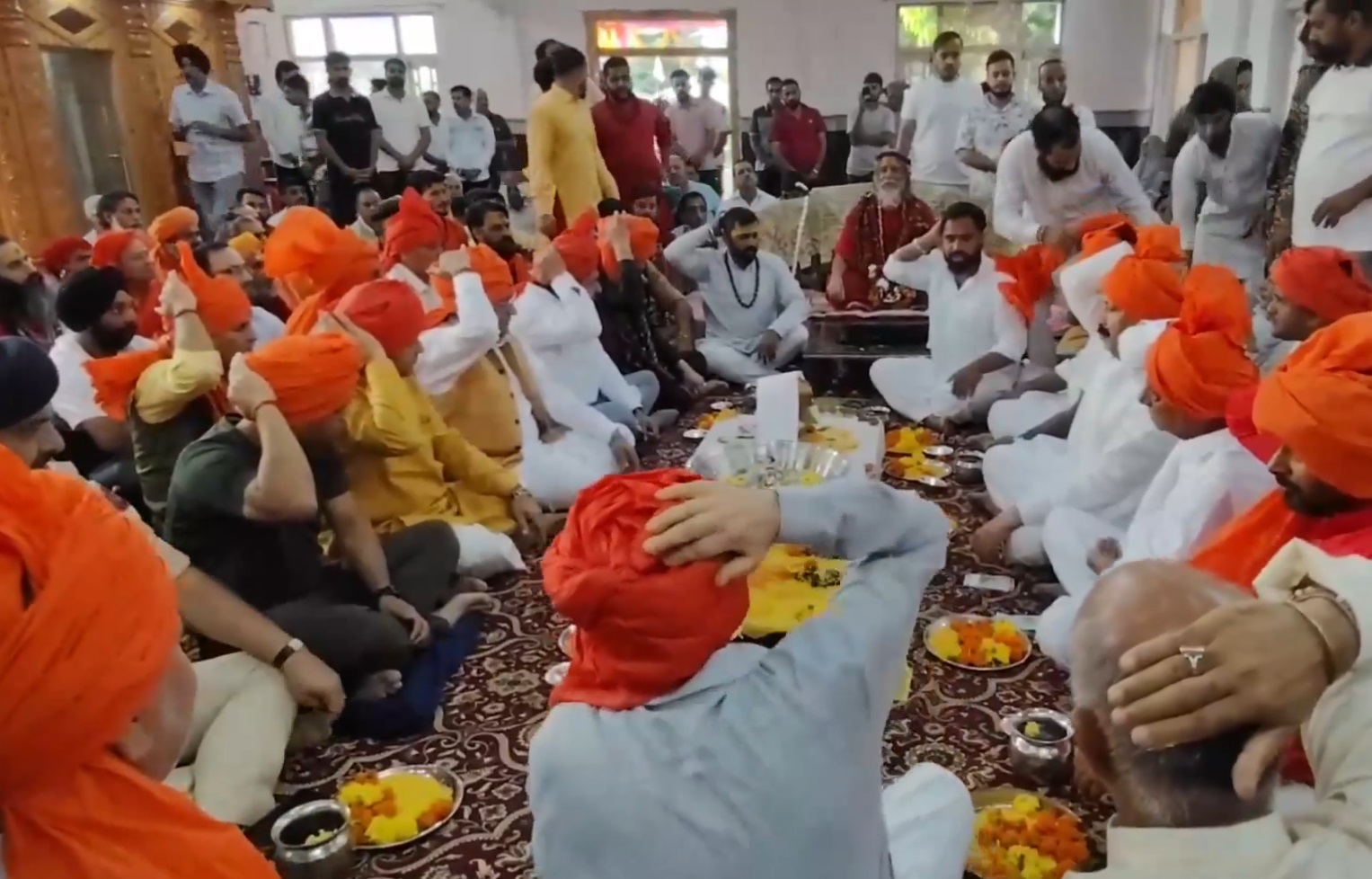 ਬੁੱਢਾ ਅਮਰਨਾਥ ਲਈ ਨਿਕਲੀ ਪਵਿੱਤਰ ਛੜੀ ਯਾਤਰਾ, 20 ਹਜ਼ਾਰ ਤੋਂ ਵੱਧ ਸ਼ਰਧਾਲੂ ਹੋਏ ਸ਼ਾਮਲ
