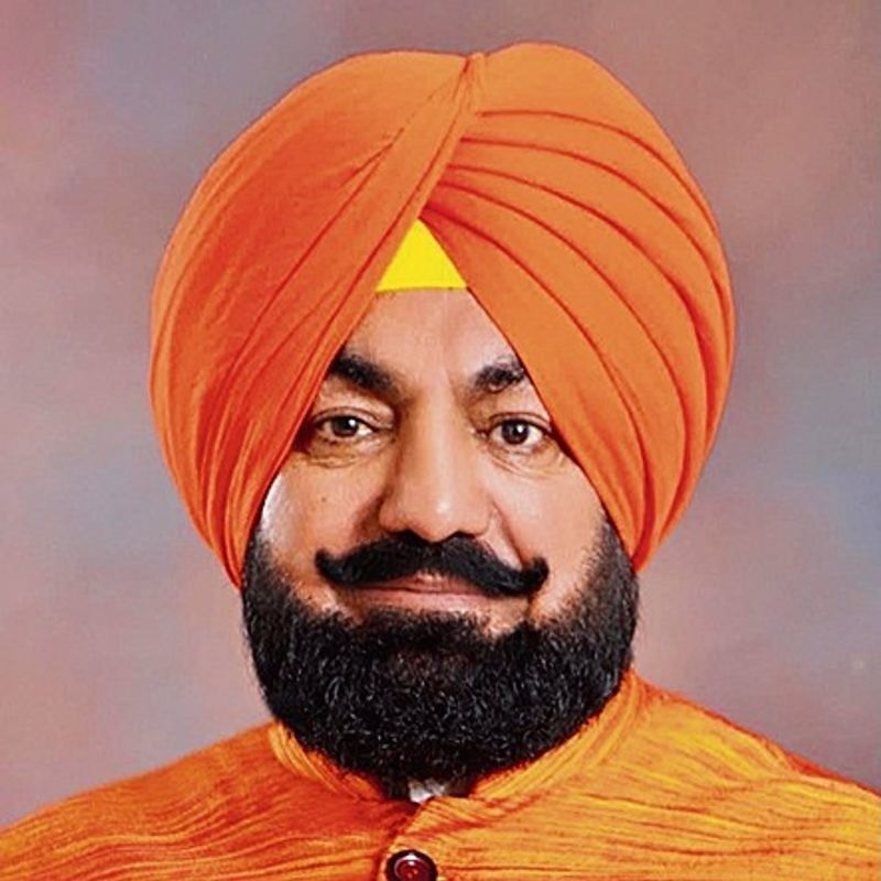ਪੰਜਾਬ ਦੀ ਸਿਆਸਤ ''ਚ ਹਲਚਲ! ਸੀਨੀਅਰ ਲੀਡਰ ਵੱਲੋਂ ਪਾਰਟੀ ਛੱਡਣ ਦਾ ਐਲਾਨ