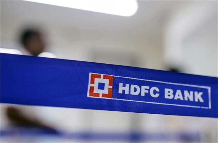 HDFC ਫਾਈਨਾਂਸ਼ੀਅਲ ਸਮੂਹ ’ਤੇ ਬਾਜ਼ਾਰ ਦੀ ਮਾਰ, ਇਕ ਸਾਲ ’ਚ ਨਿਵੇਸ਼ਕਾਂ ਦੇ 4.38 ਲੱਖ ਕਰੋੜ ਰੁਪਏ ਡੁੱਬੇ