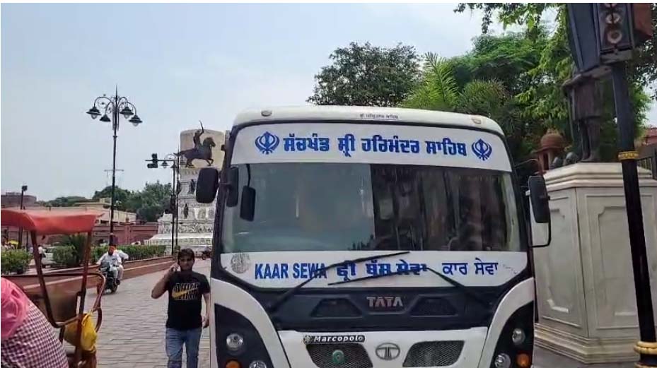 SGPC ਦੀਆਂ ਕਾਰ ਸੇਵਾ ਵਾਲੀਆਂ ਬੱਸਾਂ ਦੀ ਭੰਨਤੋੜ, ਗੋਲੀਆਂ ਚਲਾਉਣ ਦਾ ਸ਼ੱਕ