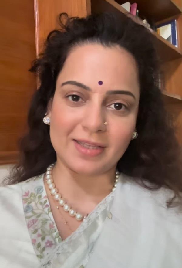 i want to become an aware hindu  kangana ranaut