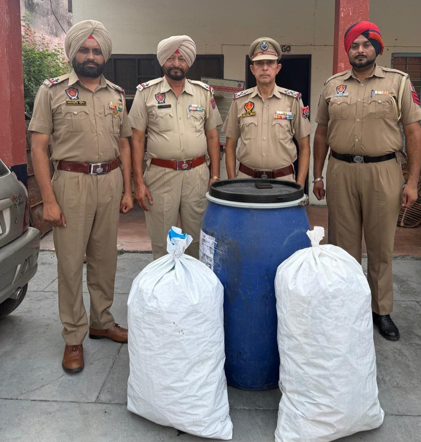75 ਹਜ਼ਾਰ ਐੱਮ. ਐੱਲ. ਨਾਜਾਇਜ਼ ਸ਼ਰਾਬ ਸਣੇ ਇਕ ਮੁਲਜ਼ਮ ਗ੍ਰਿਫ਼ਤਾਰ