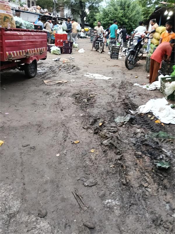 noorpurbedi did not get a permanent vegetable market
