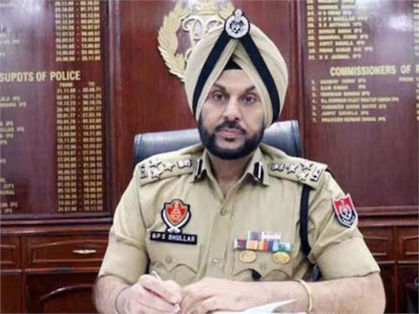 amritsar police commissioner gurpreet singh bhullar on leave