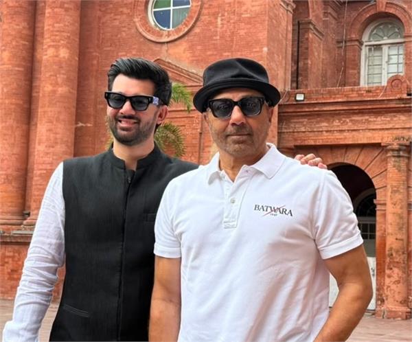 sunny deol visits partition museum during   batwara 1947   punjab promotions