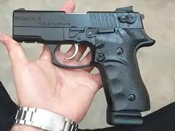 accused arrested with foreign pistol and 3 live rounds in kapurthala