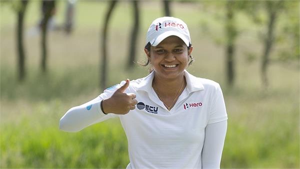pranavi the only indian to make the cut at the irish open