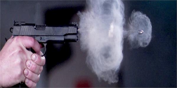 policeman killed by unidentified assailants in karachi