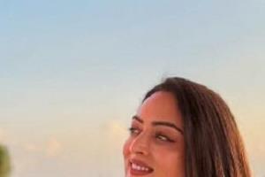sandeepa dhar discovers priceless family memories at her home in kashmir