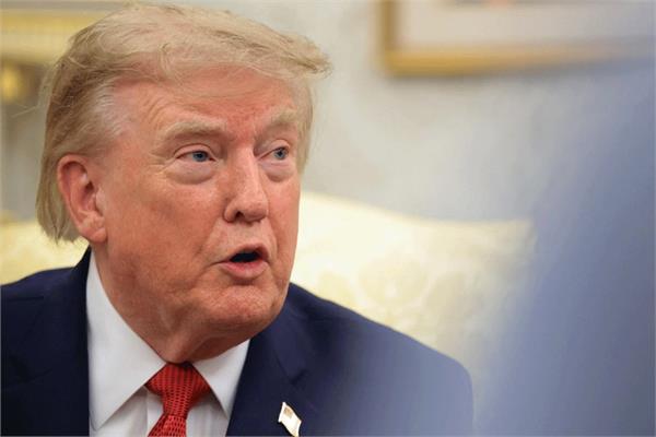 trump approval falls