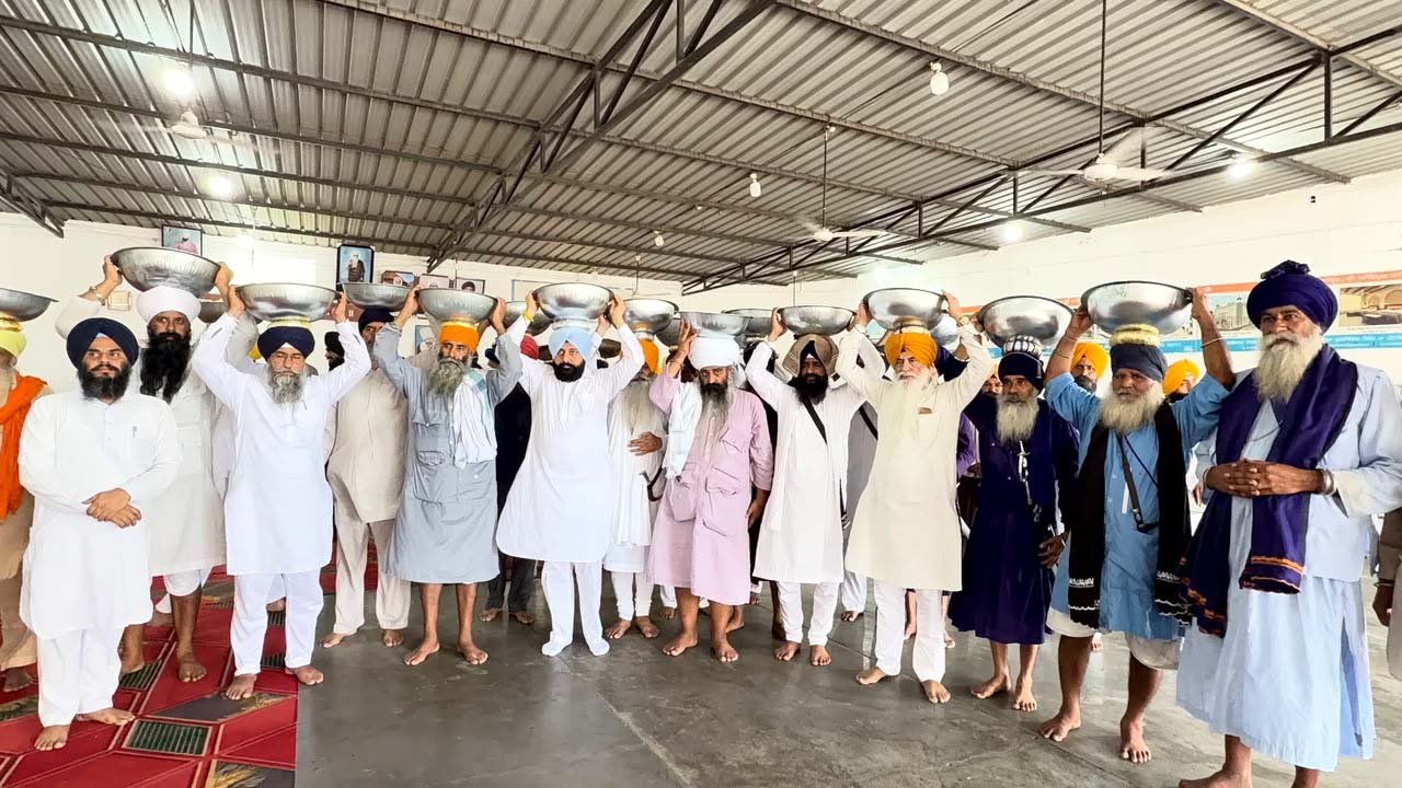 ਸੰਗਤਾਂ ਦੀ ਰਿਹਾਇਸ਼ ਲਈ ਸੰਤ ਬਾਬਾ ਕਸ਼ਮੀਰ ਸਿੰਘ ਭੂਰੀ ਵਾਲੇ ਨਿਭਾ ਰਹੇ ਨੇ ਮਹਾਨ ਸੇਵਾ : ਜਥੇਦਾਰ ਗੜਗੱਜ