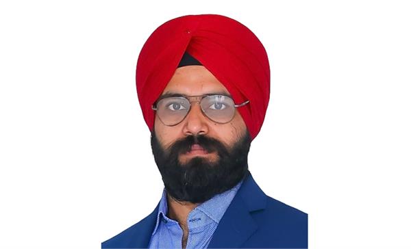 sikh boy creates history in italy