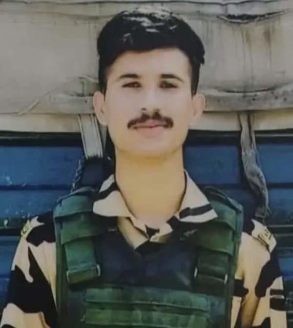 bsf jawan from pathankot passes away