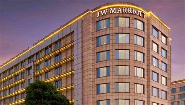 fssai notices to delhi  s 5 star hotels