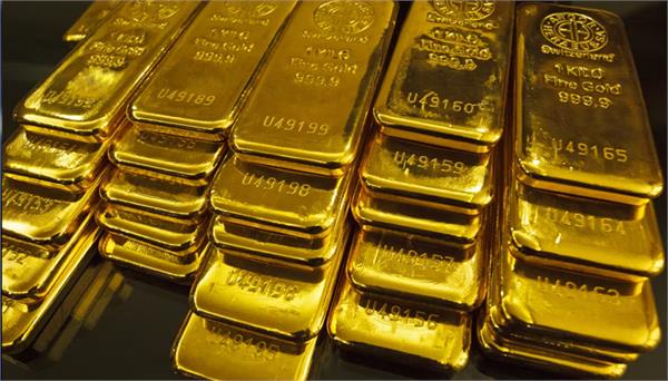 russia suddenly sells gold