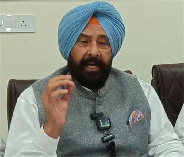 no one has any moral right to advise bjp kewal singh dhillon