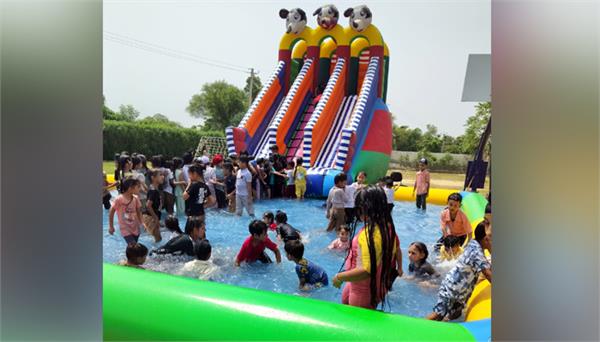 jindal international school children enjoyed the pool party