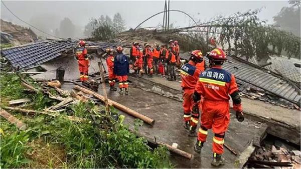 cyclone   saudel   wreaks havoc in china