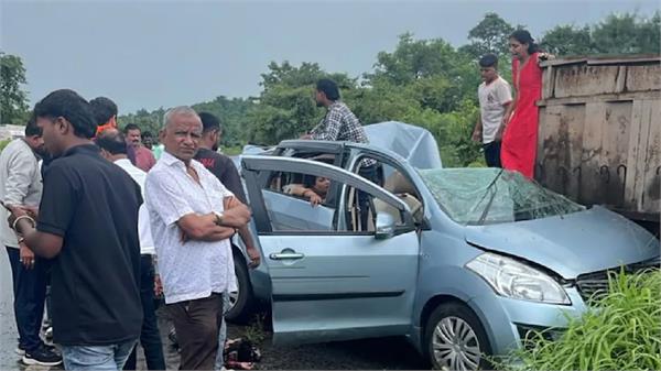 horrific accident on nashik mumbai highway